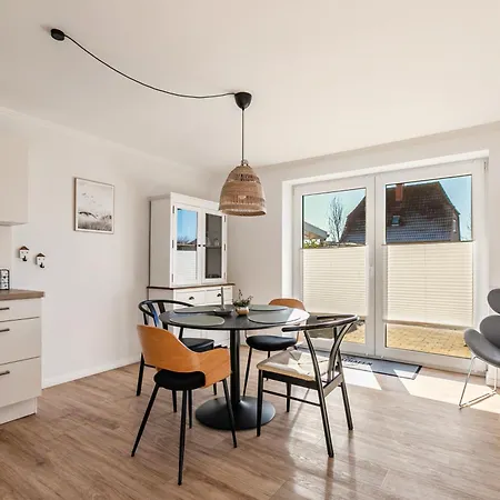 Waterkant Mit Hund * Klangsbøl